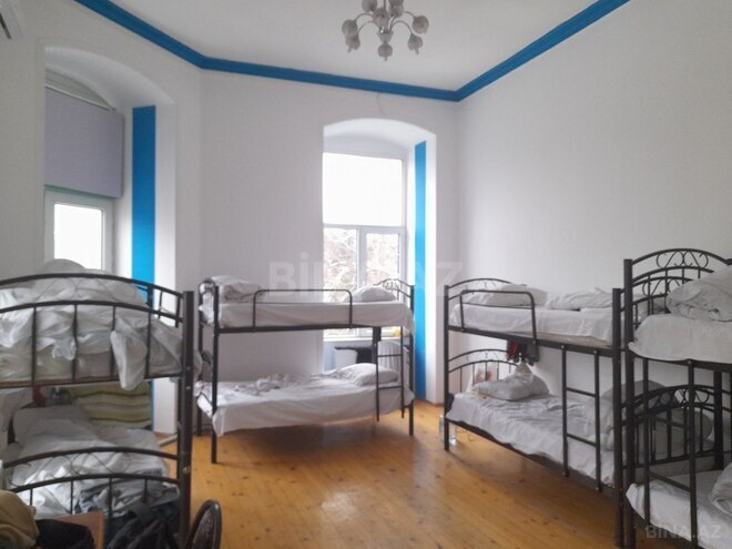 1 otaqlı köhnə tikili - 28 May m. - 30 m² (1)
