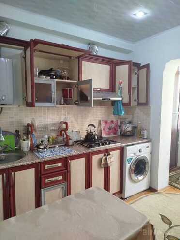 1 otaqlı köhnə tikili - İnşaatçılar m. - 45 m² (6)