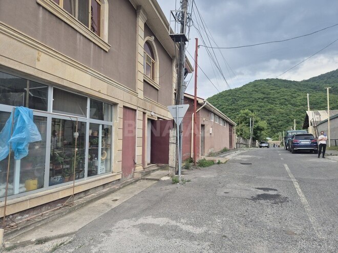 6 otaqlı həyət evi/bağ evi - Oğuz - 450 m² (5)