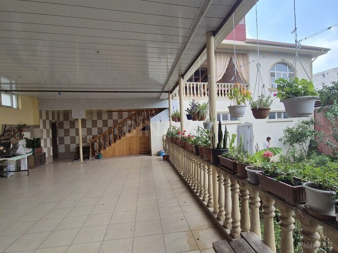 6 otaqlı həyət evi/bağ evi - Oğuz - 450 m² (21)