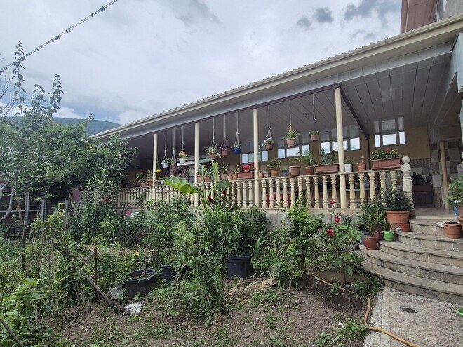 6 otaqlı həyət evi/bağ evi - Oğuz - 450 m² (18)