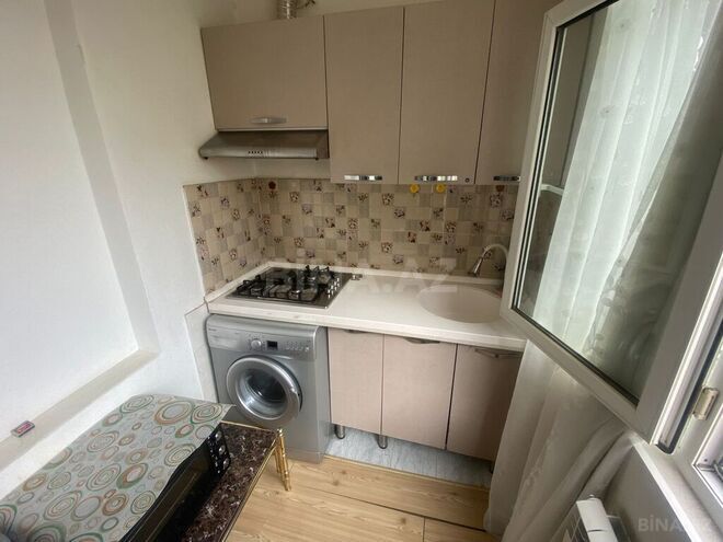 2 otaqlı köhnə tikili - İnşaatçılar m. - 55 m² (8)