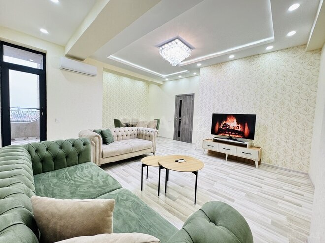 3 otaqlı yeni tikili - Şah İsmayıl Xətai m. - 130 m² (1)