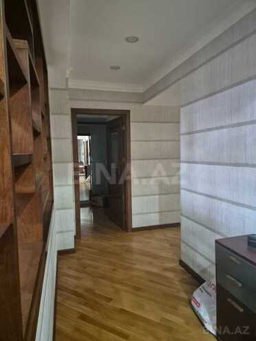 3 otaqlı köhnə tikili - 28 May m. - 130 m² (1)