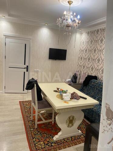 2 otaqlı köhnə tikili - 8-ci mikrorayon q. - 45 m² (2)