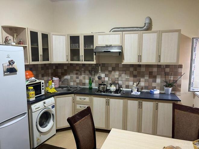 6 otaqlı həyət evi/bağ evi - M.Ə.Rəsulzadə q. - 150 m² (8)