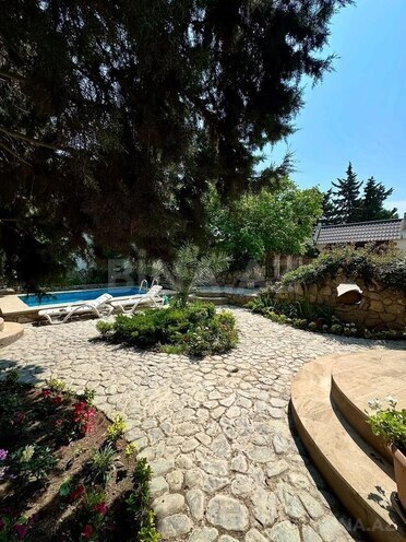 4 otaqlı həyət evi/bağ evi - Mərdəkan q. - 190 m² (2)