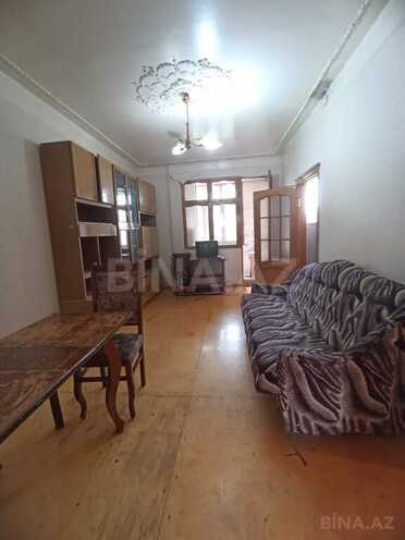 2 otaqlı köhnə tikili - 7-ci mikrorayon q. - 55 m² (1)