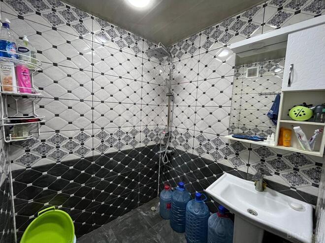 2 otaqlı köhnə tikili - Yeni Günəşli q. - 65 m² (11)