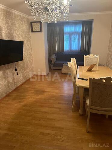 2 otaqlı köhnə tikili - İnşaatçılar m. - 45 m² (1)