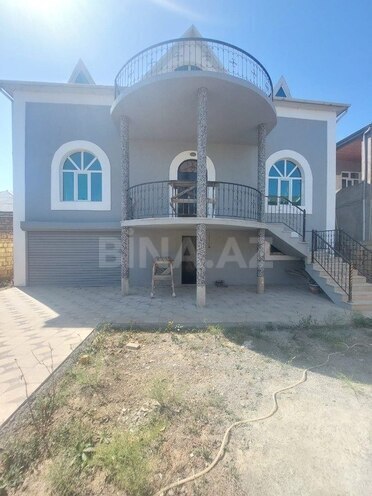 6 otaqlı həyət evi/bağ evi - Aşağı Güzdək q. - 250 m² (1)