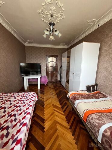 3 otaqlı köhnə tikili - 7-ci mikrorayon q. - 60 m² (4)
