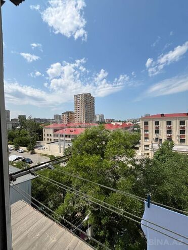 3 otaqlı köhnə tikili - 7-ci mikrorayon q. - 60 m² (14)