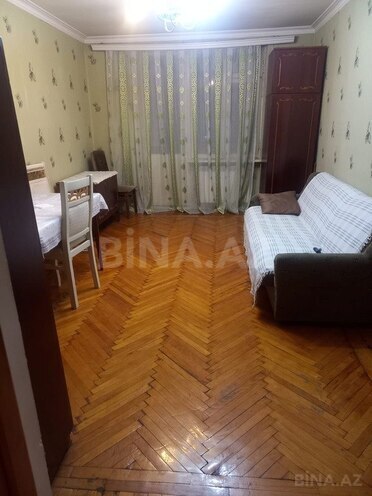 3 otaqlı köhnə tikili - İnşaatçılar m. - 65 m² (2)