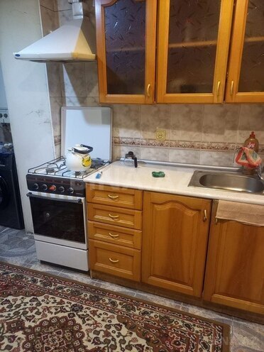 3 otaqlı köhnə tikili - İnşaatçılar m. - 65 m² (8)