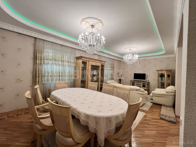 7 otaqlı həyət evi/bağ evi - Qaraçuxur q. - 400 m² (1)