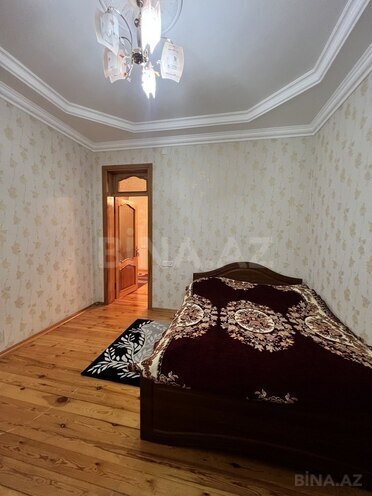 7 otaqlı həyət evi/bağ evi - Qaraçuxur q. - 400 m² (16)