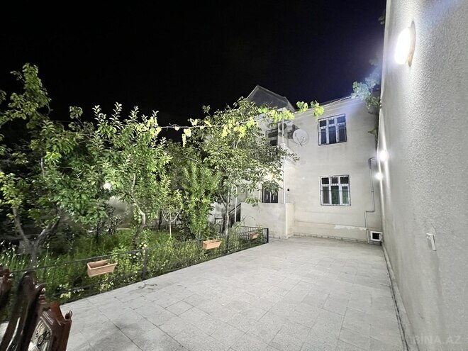 7 otaqlı həyət evi/bağ evi - Qaraçuxur q. - 400 m² (29)