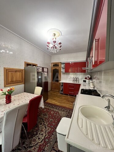 7 otaqlı həyət evi/bağ evi - Qaraçuxur q. - 400 m² (22)