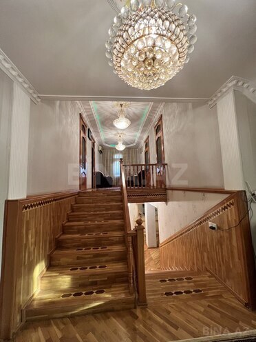 7 otaqlı həyət evi/bağ evi - Qaraçuxur q. - 400 m² (14)