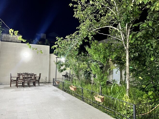 7 otaqlı həyət evi/bağ evi - Qaraçuxur q. - 400 m² (27)