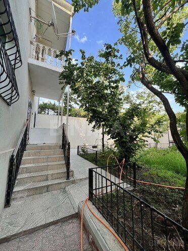 7 otaqlı həyət evi/bağ evi - Qaraçuxur q. - 400 m² (25)
