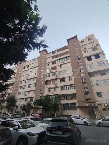 2 otaqlı köhnə tikili - İnşaatçılar m. - 50 m² (1)