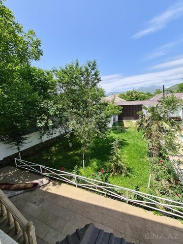5 otaqlı həyət evi/bağ evi - Qəbələ - 300 m² (7)