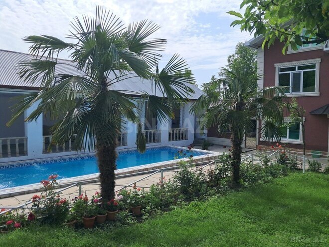 5 otaqlı həyət evi/bağ evi - Qəbələ - 300 m² (19)
