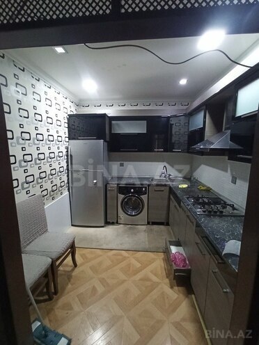3 otaqlı yeni tikili - 8 Noyabr m. - 130 m² (2)