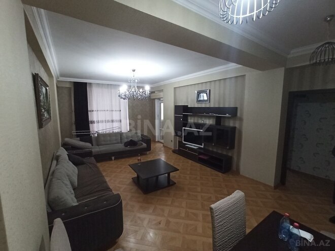 3 otaqlı yeni tikili - 8 Noyabr m. - 130 m² (1)