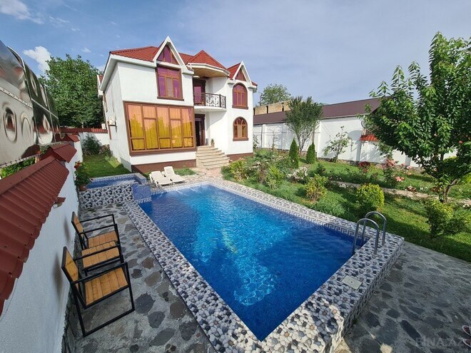 5 otaqlı həyət evi/bağ evi - Qəbələ - 200 m² (19)
