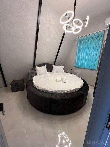 4 otaqlı həyət evi/bağ evi - Qəbələ - 200 m² (18)