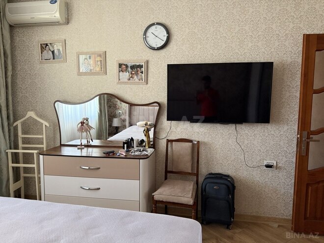 Продаётся 2-комн. вторичка 64 м², Бинагадинский р., photo 12 from 32