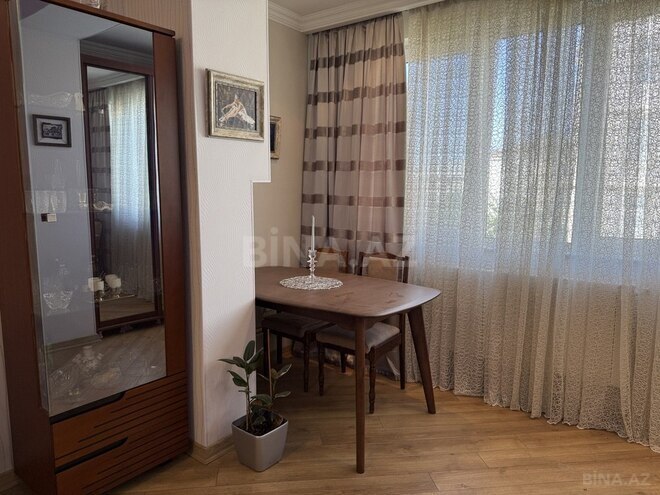 Продаётся 2-комн. вторичка 64 м², Бинагадинский р., photo 8 from 32