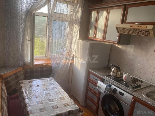 3-комн. вторичка - м. Кара Караев - 68 м² (4)