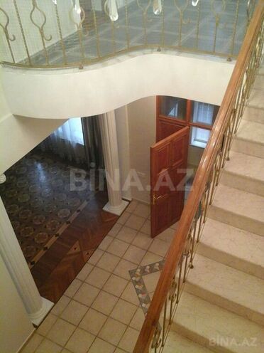 7-комн. дом/дача - пос. Бадамдар - 400 м² (17)