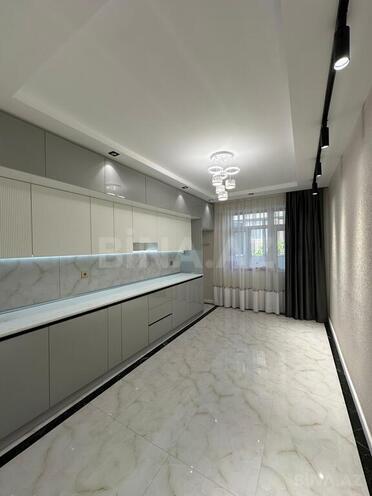 Продаётся 3-комн. новостройка 130 м², м. Иншаатчылар, photo 1 from 18