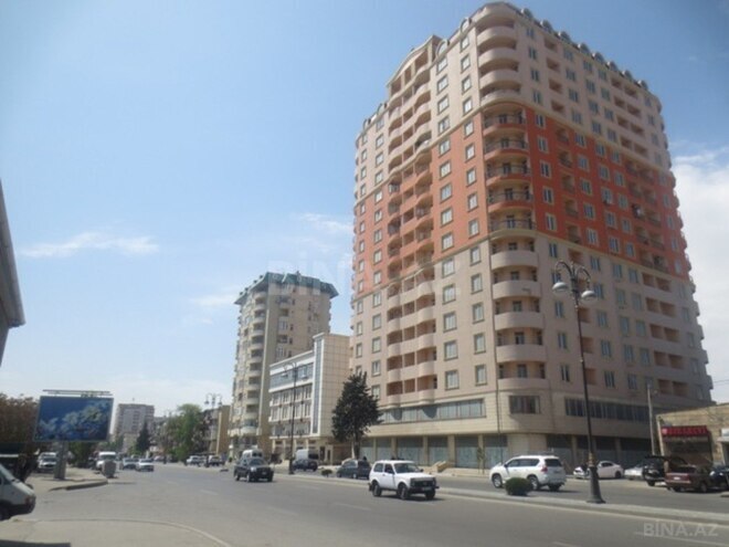 3 otaqlı yeni tikili - İnşaatçılar m. - 152 m² (1)