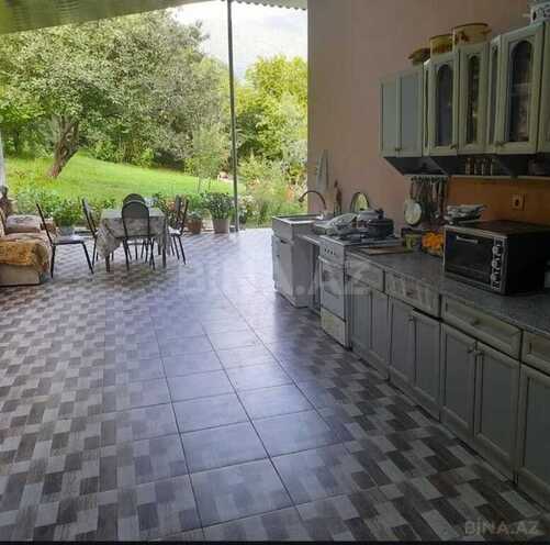 4 otaqlı həyət evi/bağ evi - Qax - 120 m² (11)