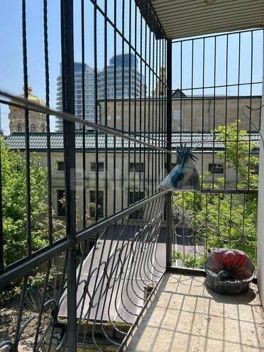3 otaqlı köhnə tikili - Yasamal r. - 82 m² (9)