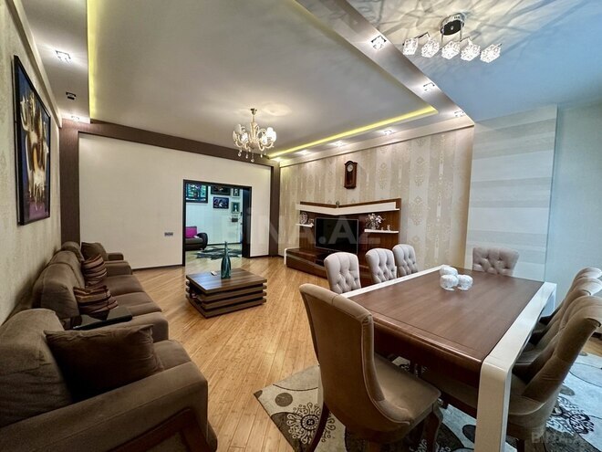 4 otaqlı yeni tikili - Şah İsmayıl Xətai m. - 160 m² (3)