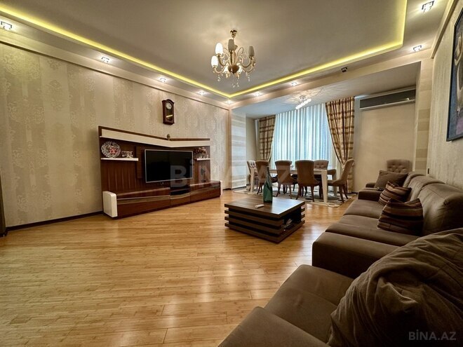 4 otaqlı yeni tikili - Şah İsmayıl Xətai m. - 160 m² (2)