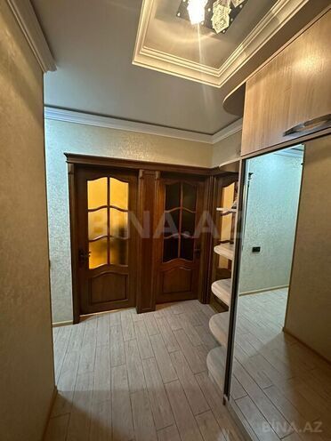 5 otaqlı köhnə tikili - 9-cu mikrorayon q. - 130 m² (1)