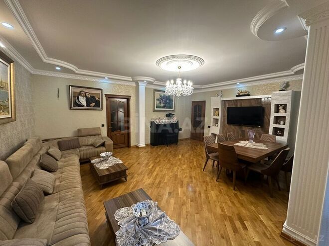 5 otaqlı köhnə tikili - 9-cu mikrorayon q. - 130 m² (18)