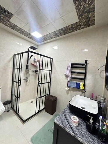 3 otaqlı yeni tikili - İnşaatçılar m. - 130 m² (12)