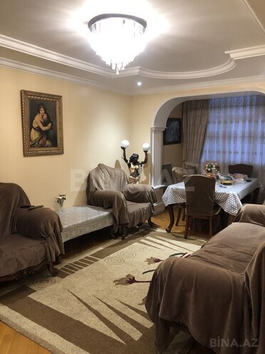 3 otaqlı köhnə tikili - Xətai r. - 70 m² (1)