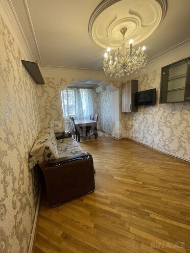 2 otaqlı köhnə tikili - İnşaatçılar m. - 50 m² (2)