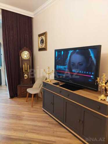 Продаётся 2-комн. новостройка 73 м², м. Низами, photo 4 from 11