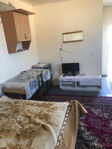1 otaqlı həyət evi/bağ evi - Sulutəpə q. - 30 m² (1)